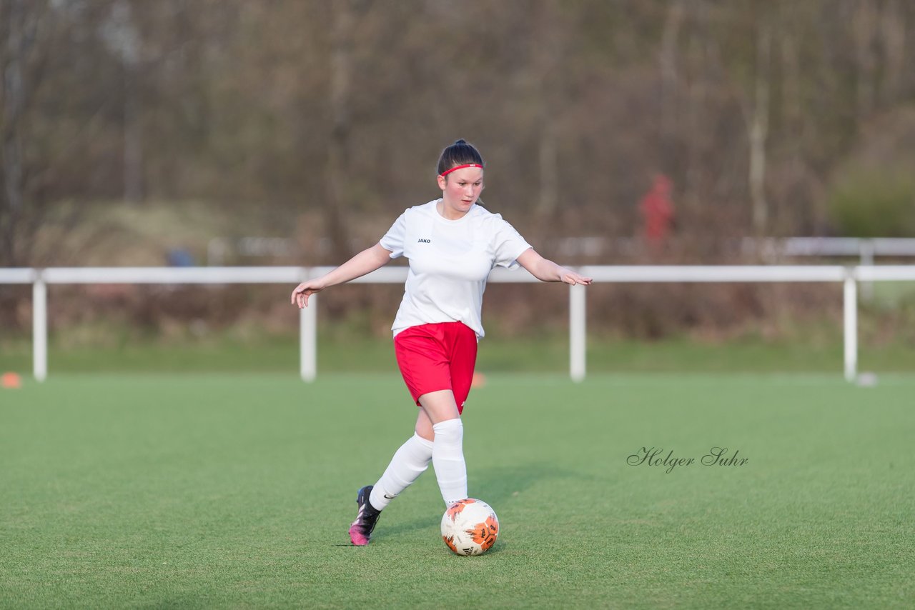 Bild 95 - wBJ SV Wahlstedt - TuS Tensfeld : Ergebnis: 0:1